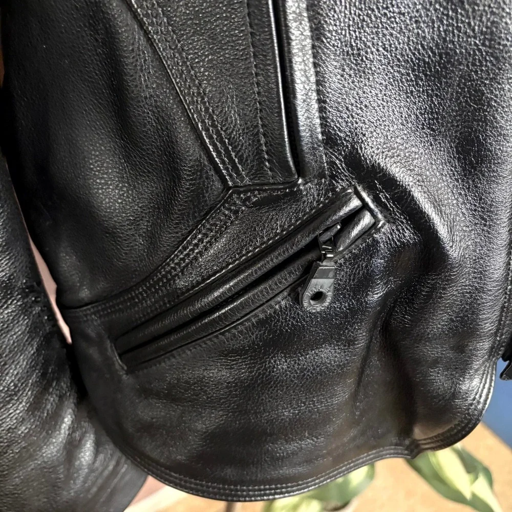 Harley-Davidson Women's XL Black Leather Motorcycle Jacket w/ Liner & Zip Pocket